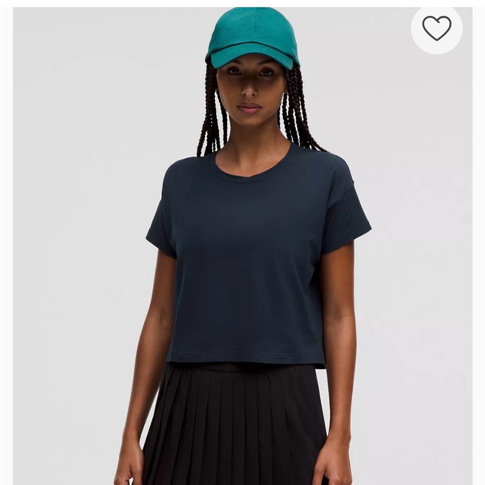 Lululemon True Navy Cates T-shirt Size 8 $48
